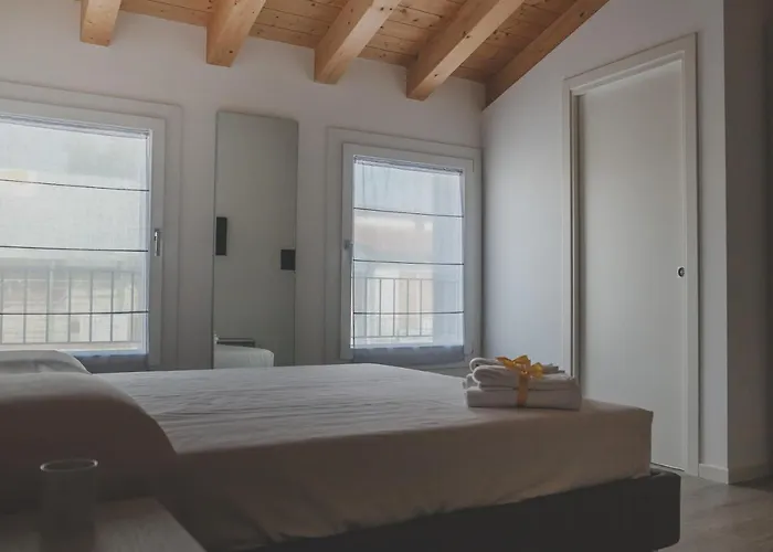 Terra Ferma Rooms&More